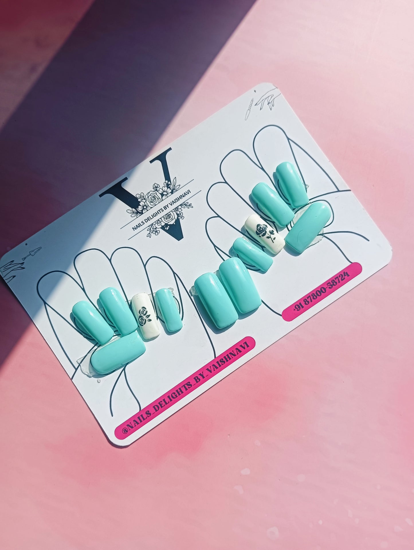 Mint Rose Stamping Art – Press-On Nail Set