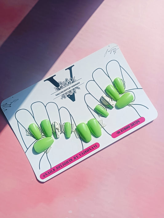 Fresh Lime Marble Press-On Set
